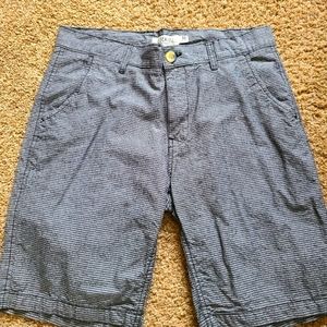 Ezekiel shorts size 32